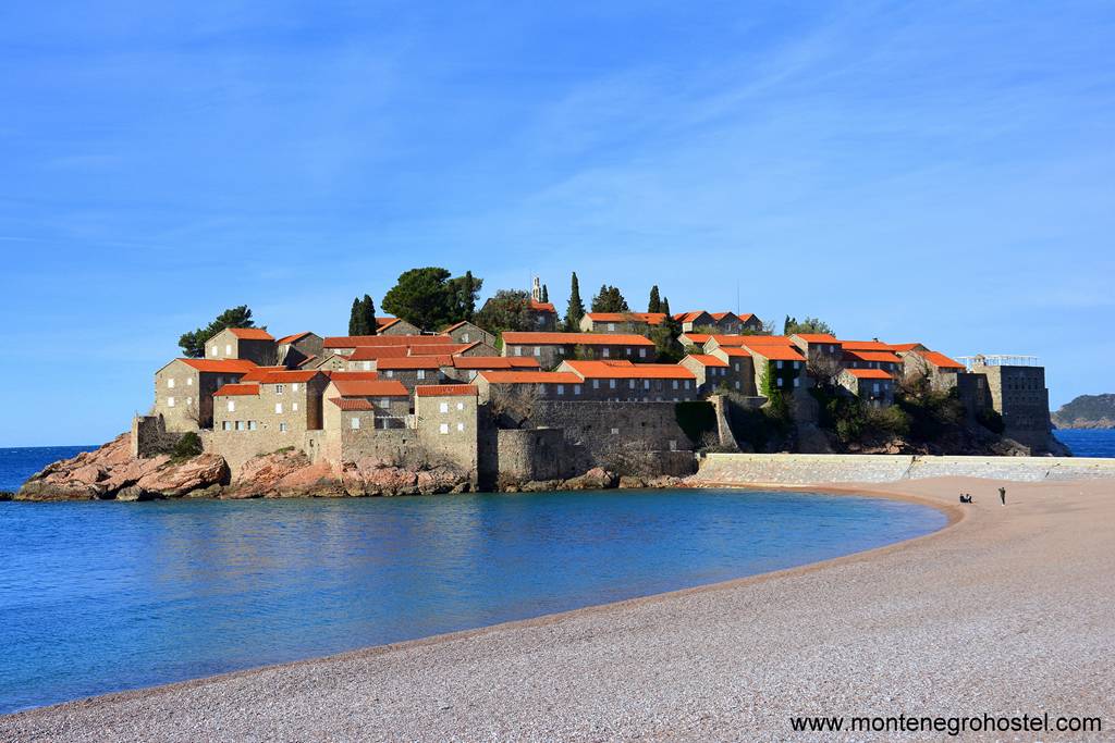 St._Stefan-_Budva-Montenegro_06.jpg