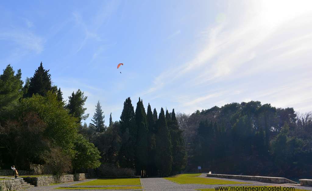 Montenegro Paragliding 02