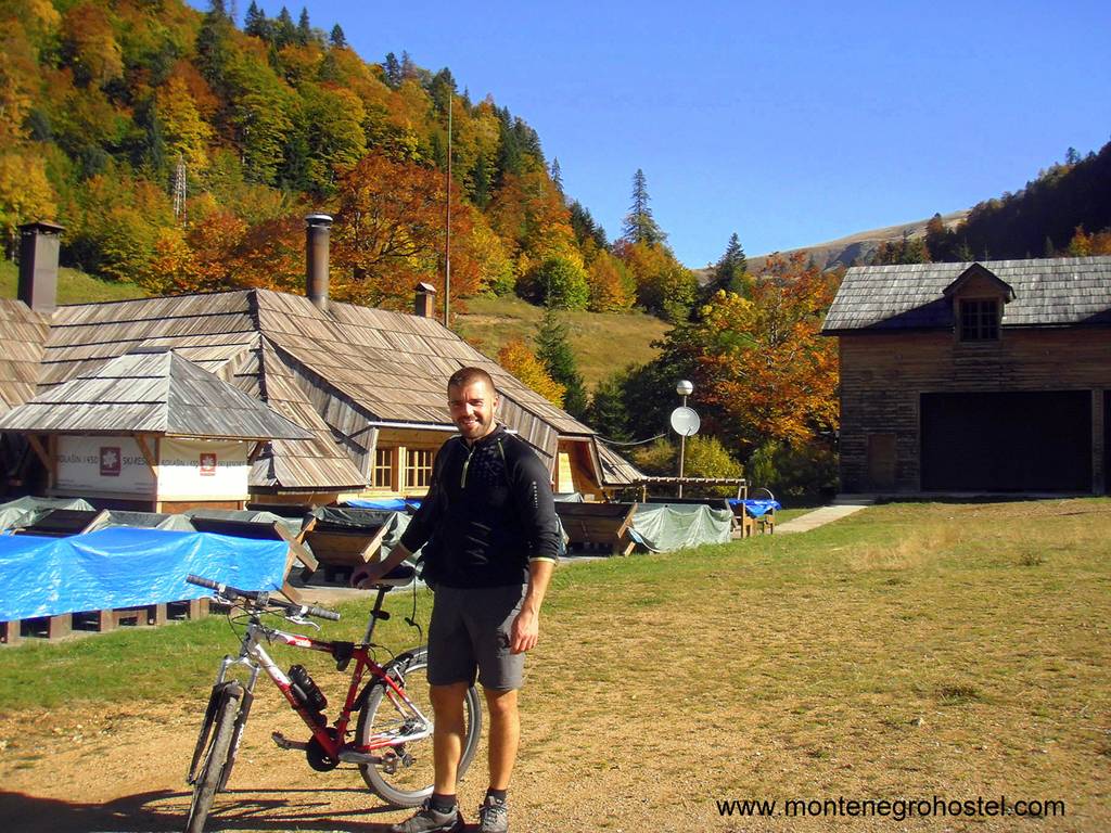 m Bicycling Montenegro 02