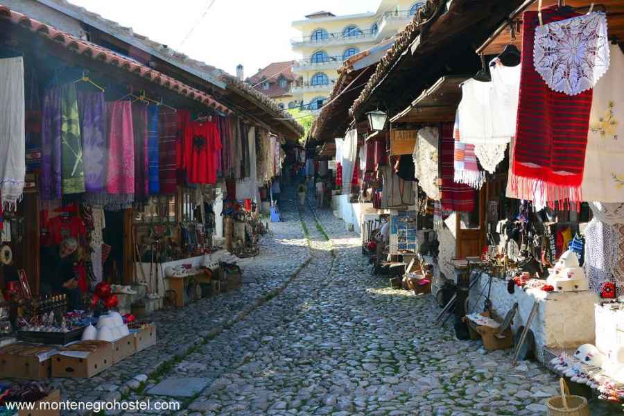 traditional souvenir shops in Kruje
