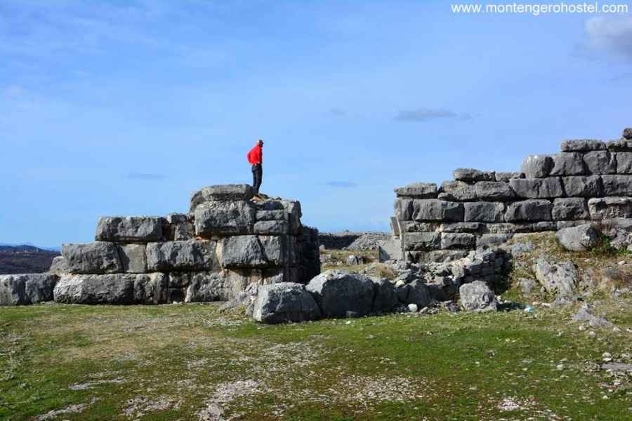 Kiklopski zid u Daorsonu JPG