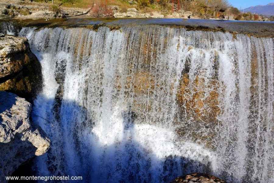 Cijevna Waterfall JPG