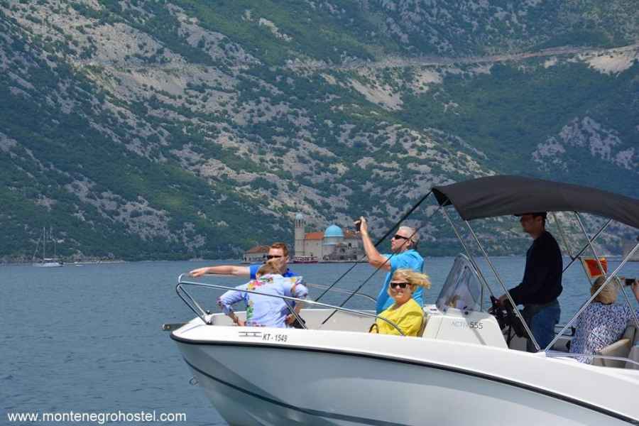 Our Lady of The Rocks 