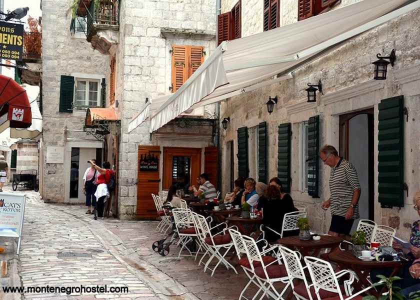 the traditional restaurant in Kotor