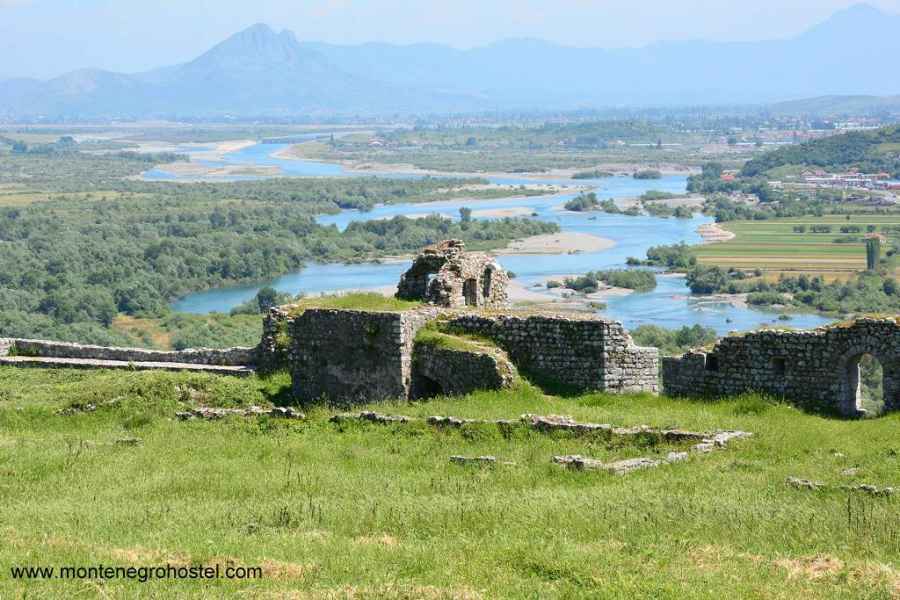 view of the Drin river from Rozafa fortress