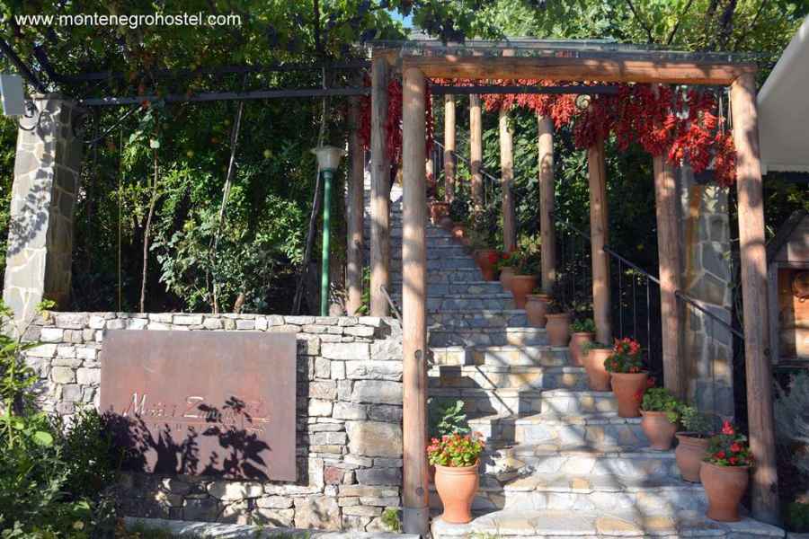 Mrizi i Zanave restaurant