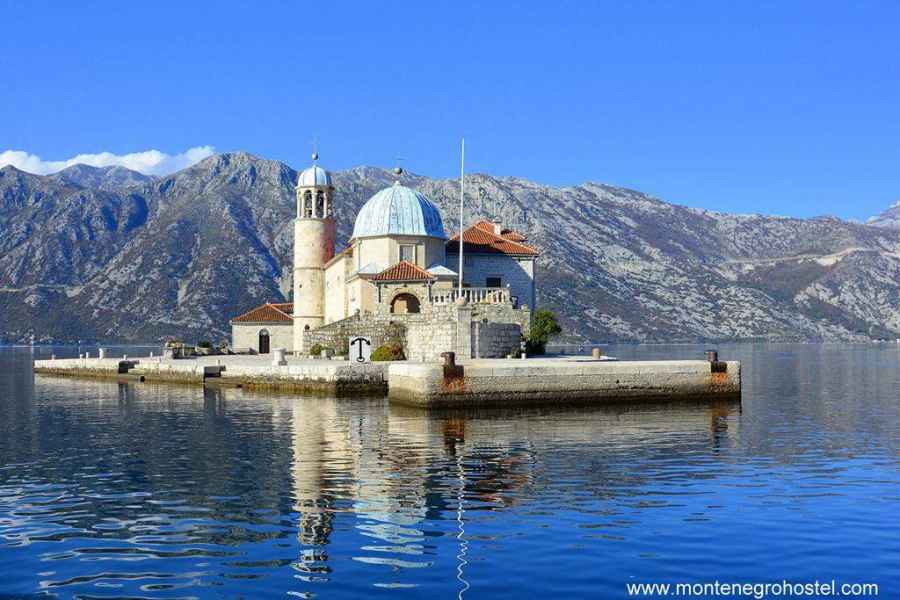Our Lady of The Rocks islet