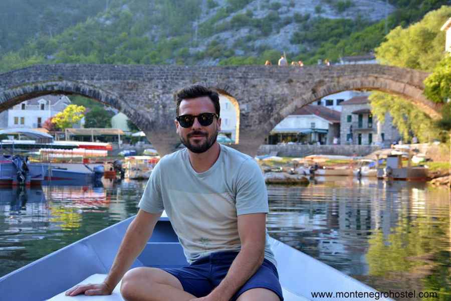 Rijeka Crnojevica-voznja brodom