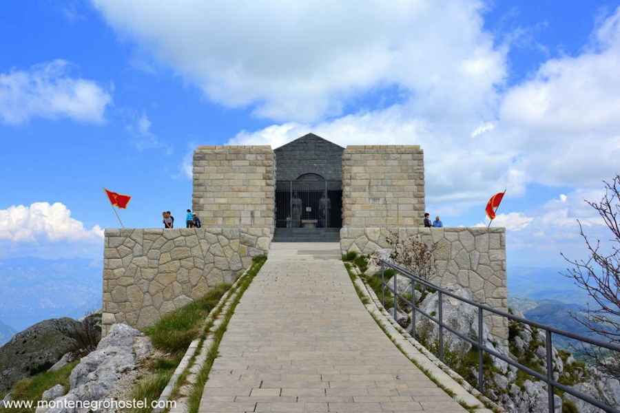 Mauzolej Petar II Petrovic Njegos