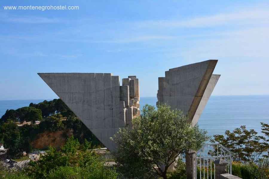 The Freedom Monument