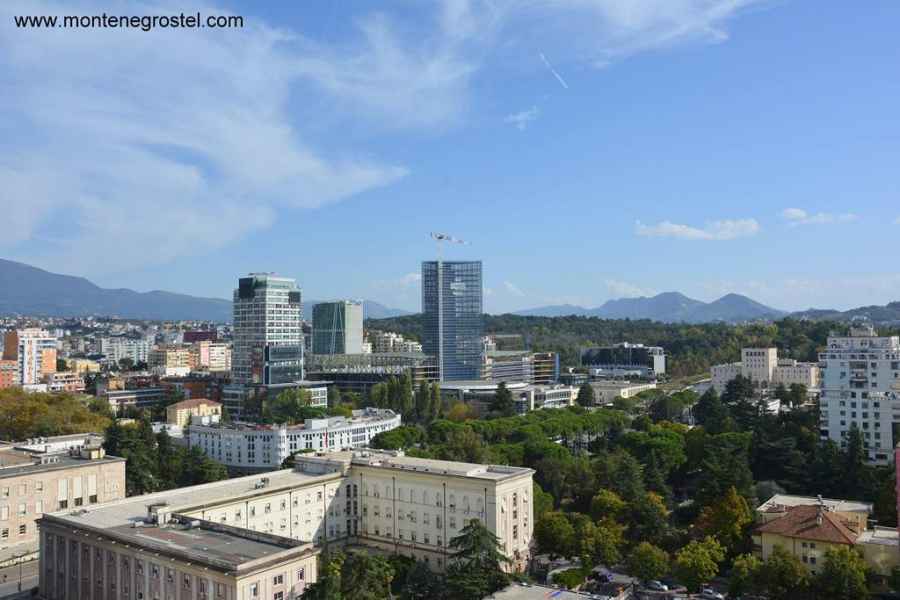 Dëshmorët e Kombit Boulevard panorama