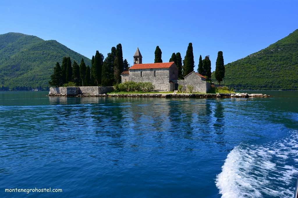 m m wm perast 008