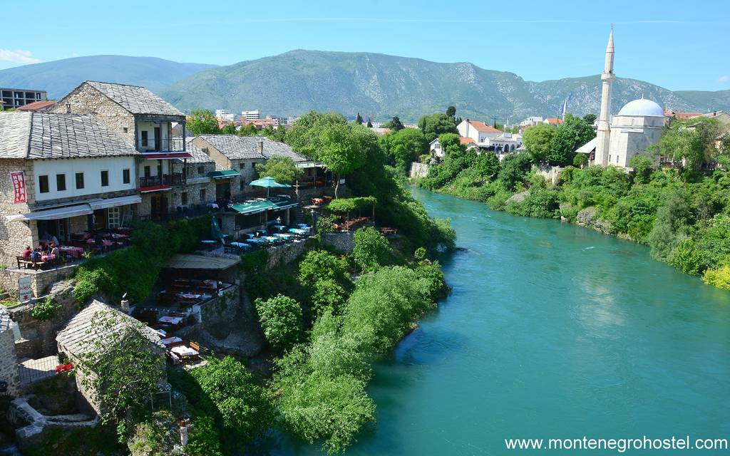m Mostar old town 