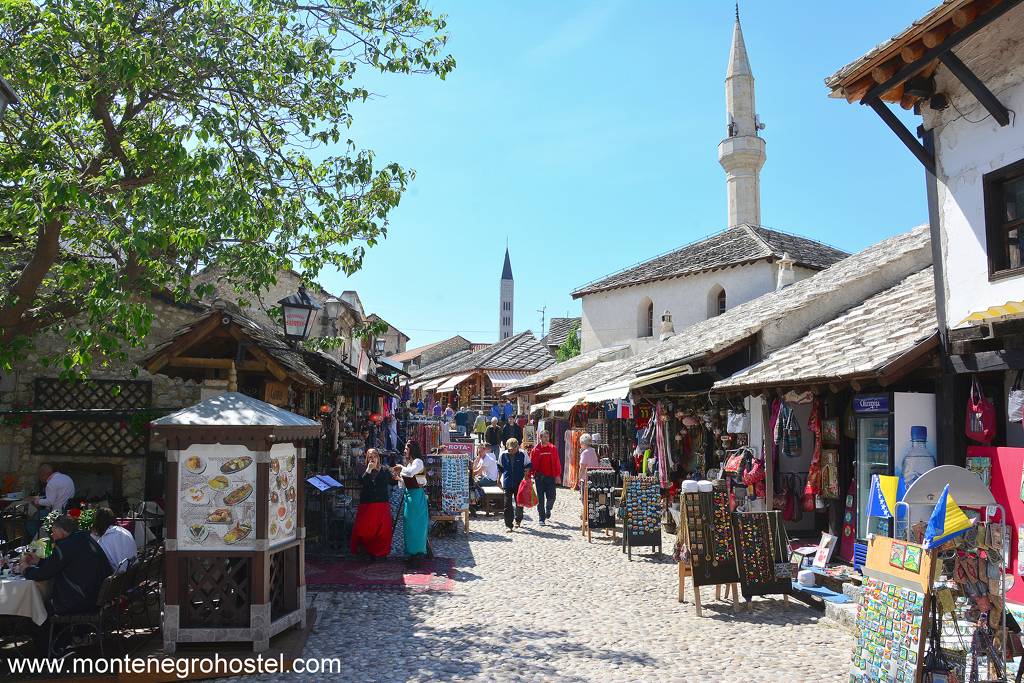 m Old bazaar in Mostar 001
