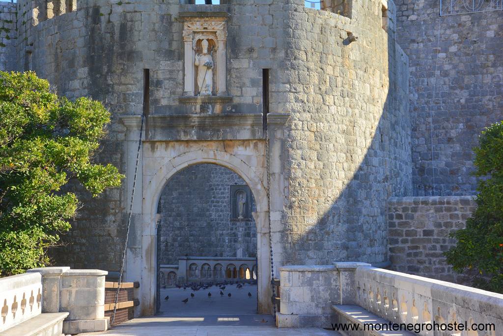 m Pile Gate Dubrovnik