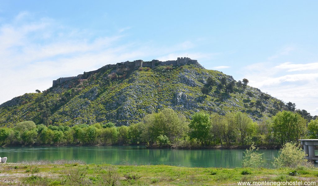 m Shkodra Rozafa Castle 001